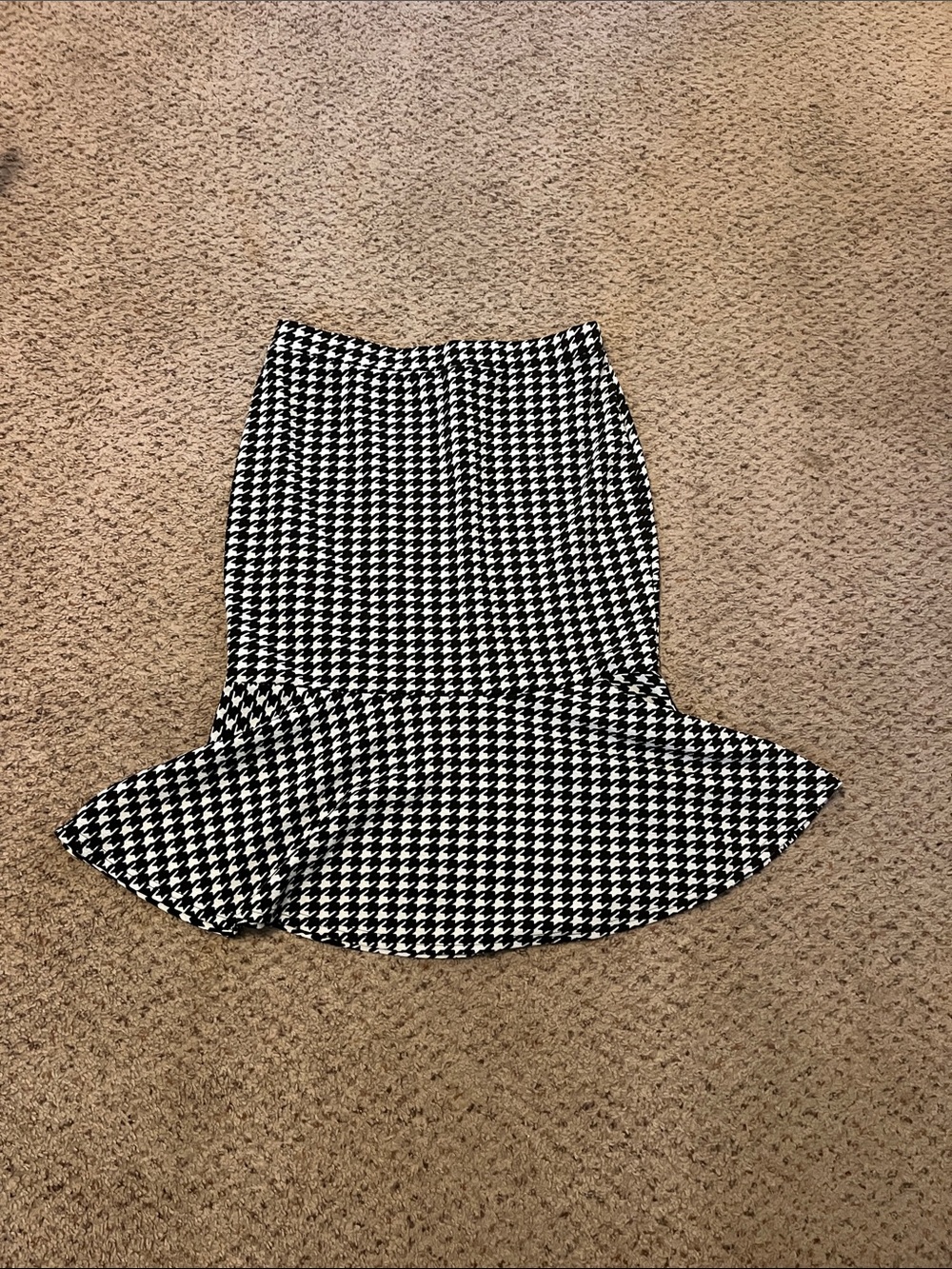 SHEIN Black & White Houndstooth Peplum Pencil Skirt